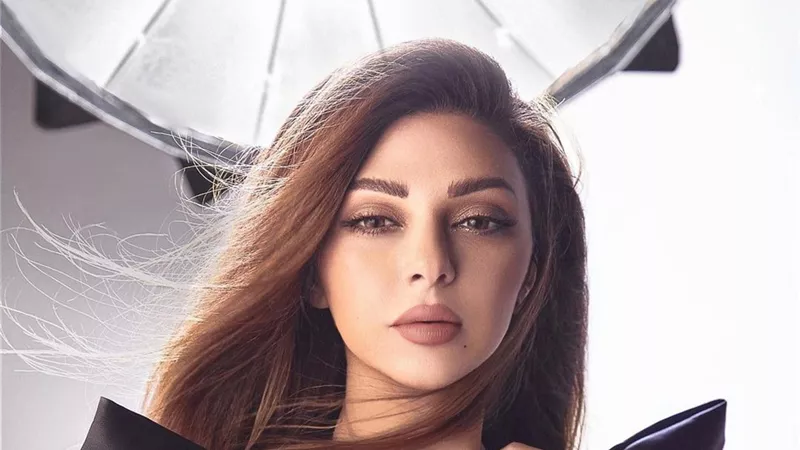 ميريام فارس تشوق جمهورها لمفاجأة بكأس العالم