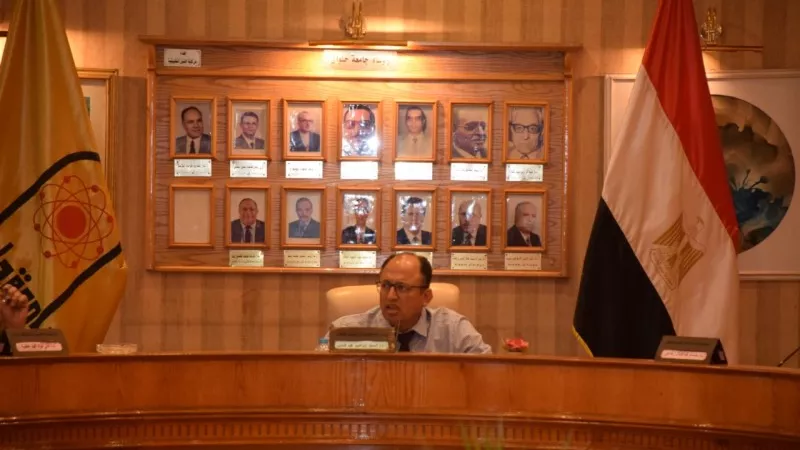 رئيس جامعة حلوان يوصي بإضافة برامج جديدة لأعضاء هيئة التدريس