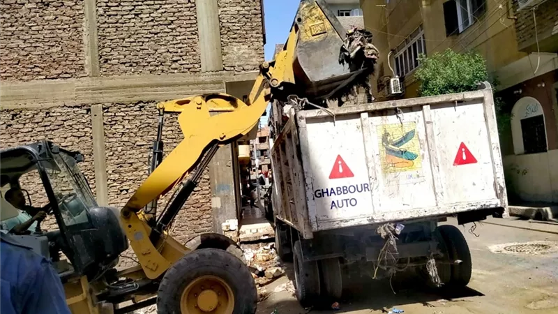 رفع ١٦٢٢ طن قمامة ومخلفات وأتربة خلال أسبوع بمدينة الأقصر