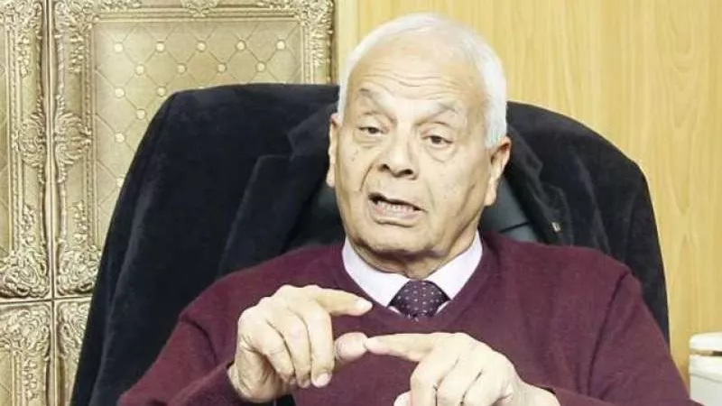 الشافعي يطالب بحل أزمة ٢ مليون طن خامات أعلاف بالمواني.. فيديو