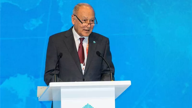 أبو الغيط يرحب بإعلان الجزائر لإنهاء الانقسام الفلسطينى