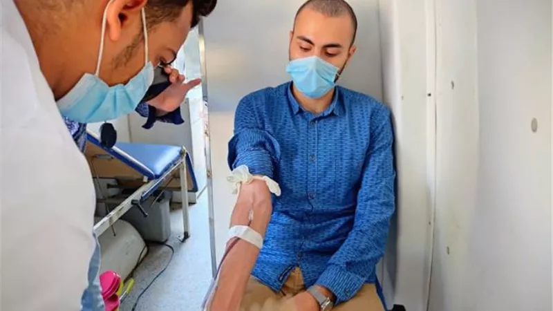 حملة للتبرع بالدم بكلية طب الاسنان جامعة المنيا ضمن احتفالات نصر أكتو