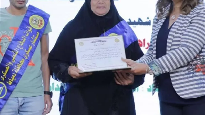 دمياط تكرم أسر الشهداء
