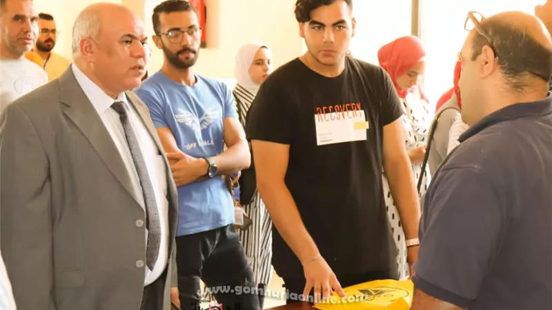 كشك يُتابع تقديم طلاب التعليم الفنى بجامعة الدلتا التكنولوجية