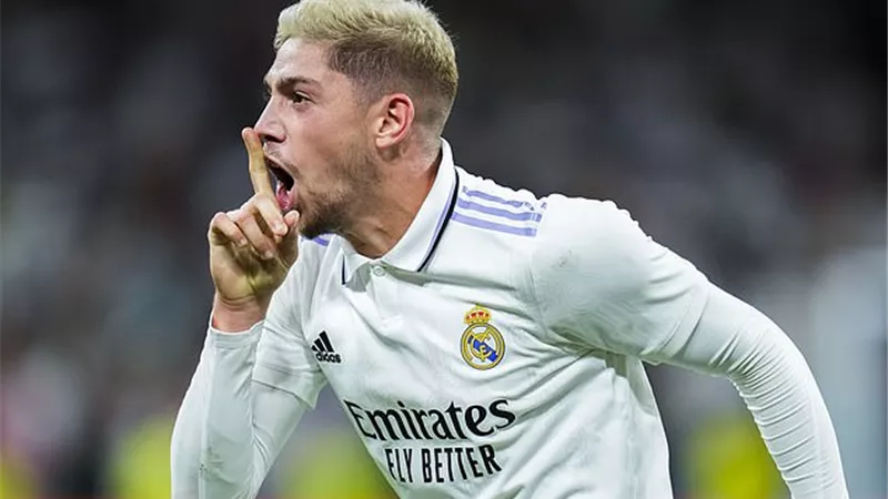 فالفيردي يضيف الثاني لريال مدريد في مرمى برشلونة.. فيديو