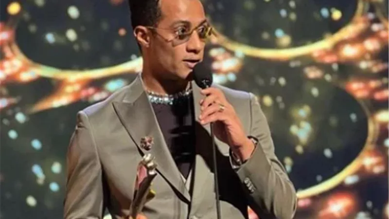 محمد رمضان أفضل ممثل عربى بمهرجان الموريكس دور.. صور