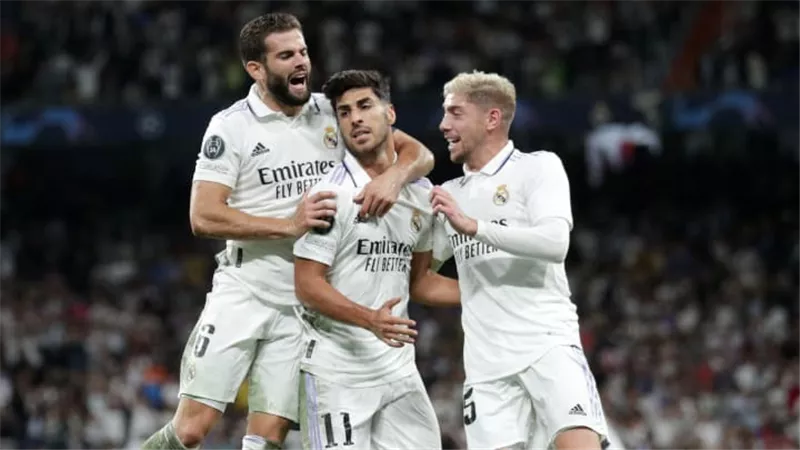 الصراع يشتعل على التعاقد مع نجم ريال مدريد