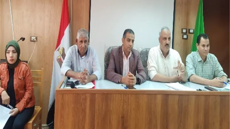 الصبروط يجتمع بلجنة انتخابات نموذج محاكاة مجلس الشيوخ بالقليوبية