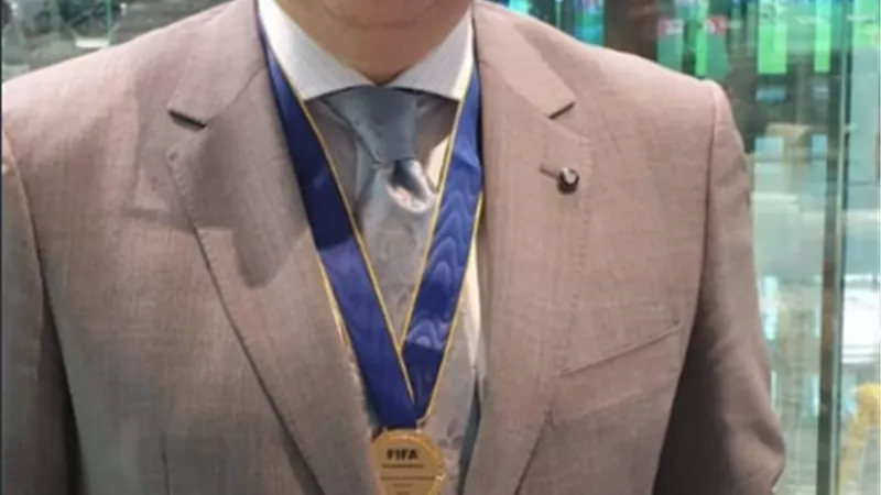 خالد رفعت ممثلًا عن رابطة الاندية في اجتماع الروابط العالمية بالإمارا