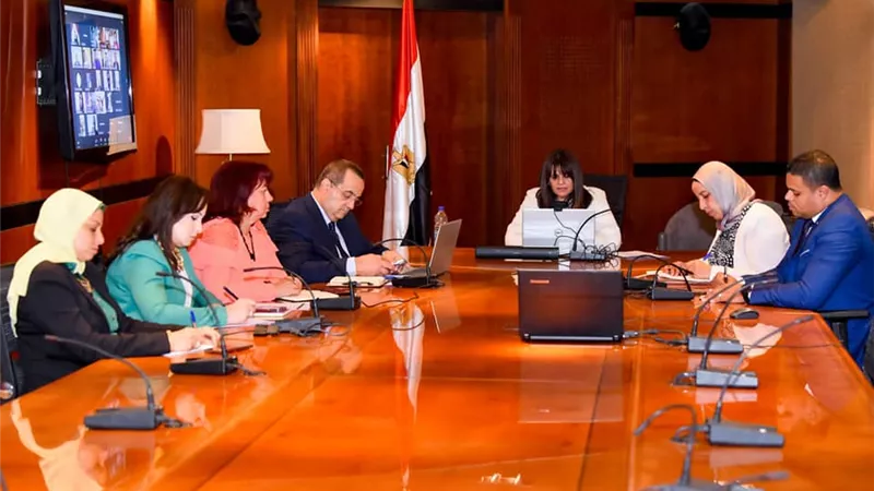 الهجرة : تخفيضات كبيرة مخصصة للطلبة المصريين الدارسين بالصين