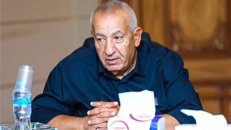 قبل ساعات من بداية الدوري ..ابوعلى بيولعها..ودياب يرد عليه باللوائح