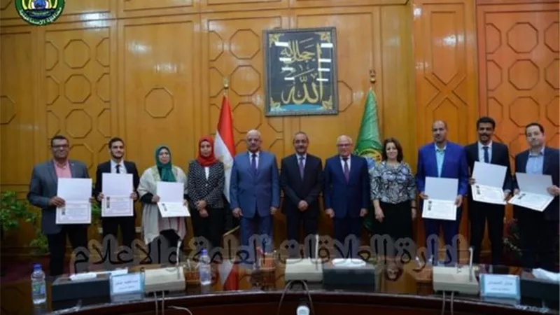 محافظا السويس وبورسعيد يشهدان المبادرة الخضراء الذكية بالإسماعيلية