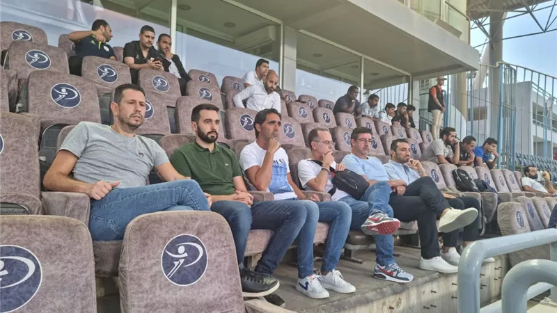 جهاز المنتخب يصل ملعب مباراة البنك و فاركو فى الدوري