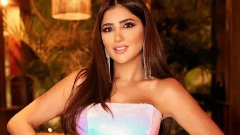 محمد سامي يحتفل بميلاد زوجته مي عمر