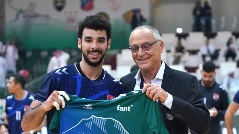كأس العالم للأندية.. خيرى يحصد جائزة أفضل لاعب بمباراة الأهلي ومضرالسعودى