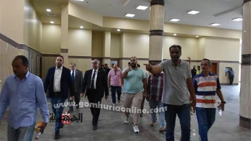 رئيس جامعة السادات يتفقد الإنشاءات بمجمع الكليات الجديد