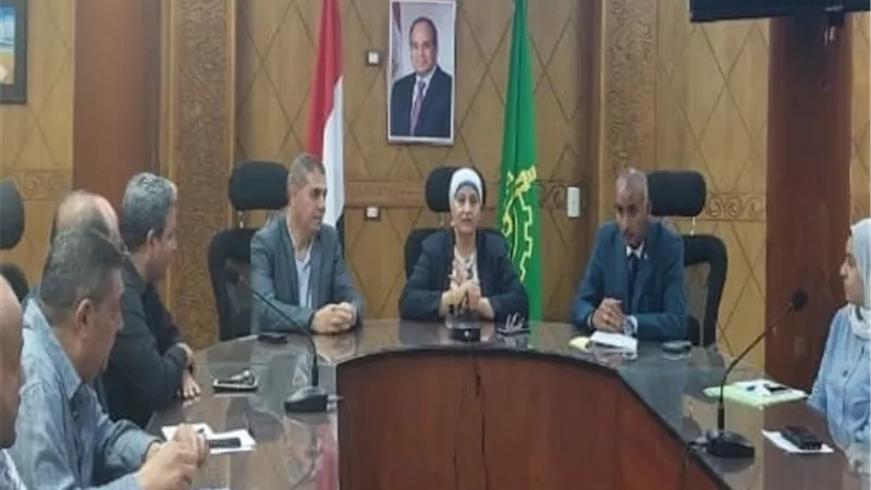 مدير ووكيل التعليم بالقليوبية يعقدان اجتماعا مع المنسقين الإعلاميين