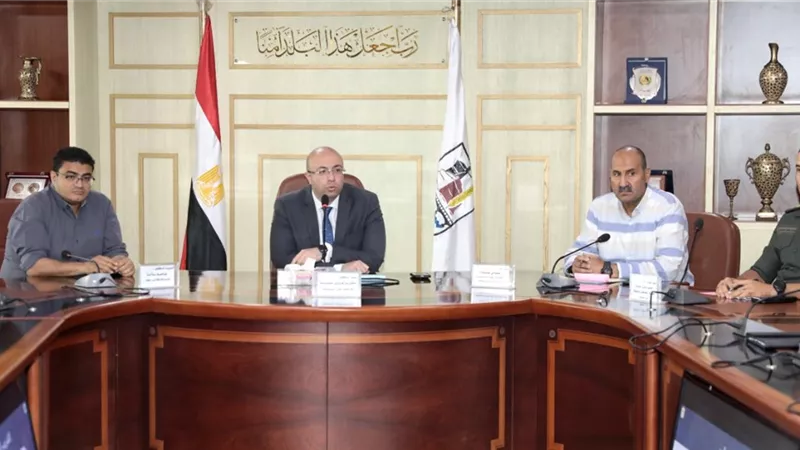 محافظ بني سويف يؤكد على الاستعداد المبكر لموسم الشتاء ومواجهة السيول