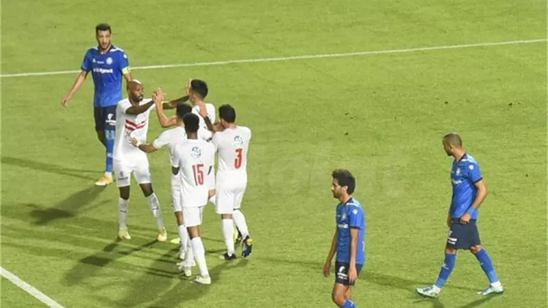 التعادل السلبى ينهى الشوط الاول بين الزمالك وسموحة