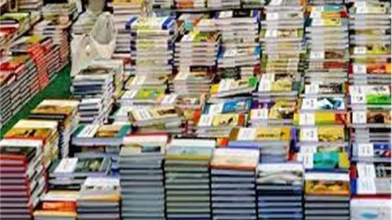 ضبط 6 مطابع تقلد الكتب والمناهج الدراسية