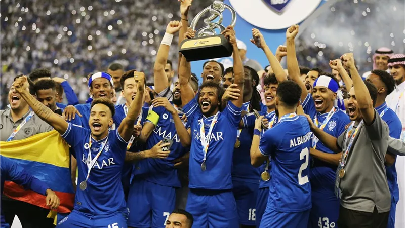 الهلال السعودى يدخل دائرة المرشحين لأفضل نادى فى العالم