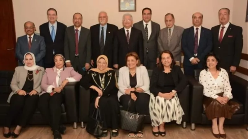 اختيار عميد طب جامعة بدر بلجنة خبراء التعليم الطبى فى الحوار الوطنى