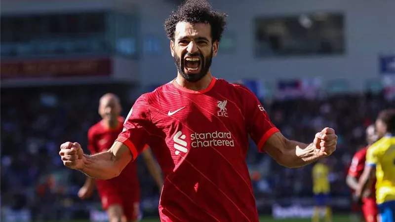 استفتاء أسرع لاعب عربى .. صلاح يكتسح وحكيمى وياسر ريان ينافسان