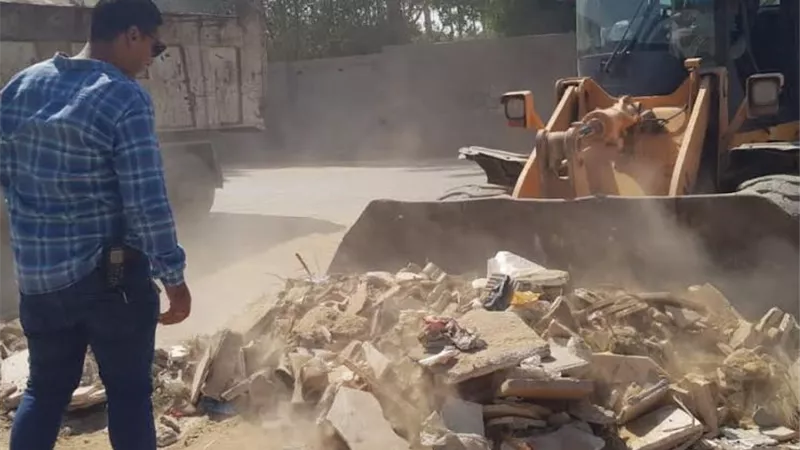 رفع ٨٥٠ طن من المخلفات والرتش بطريق المنصورية أبو النمرس