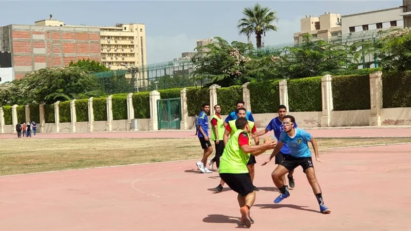 جامعة القاهرة تنظم عدداً من الأنشطة الطلابية في مختلف المجالات