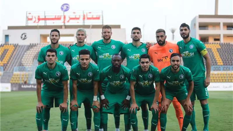 تاكيس جونياس يعلن قائمة بيراميدز لمباراة المصري البورسعيدي