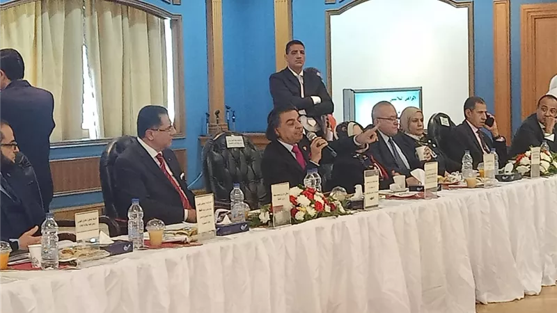 رئيس معهد القلب الأسبق يشيد بدور التأمين الصحي الشامل