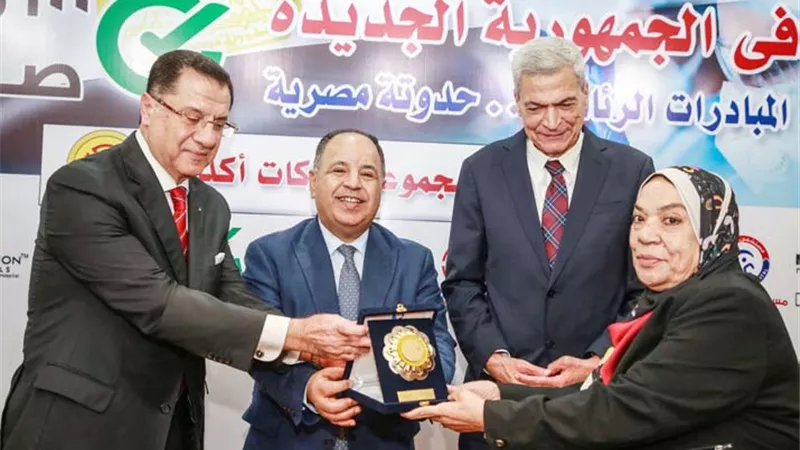 د. ألفت غراب: 