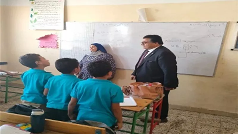 مدير تعليم جنوب سيناء يتابع مدرسة جيل أكتوبر الابتدائية بشرم الشيخ