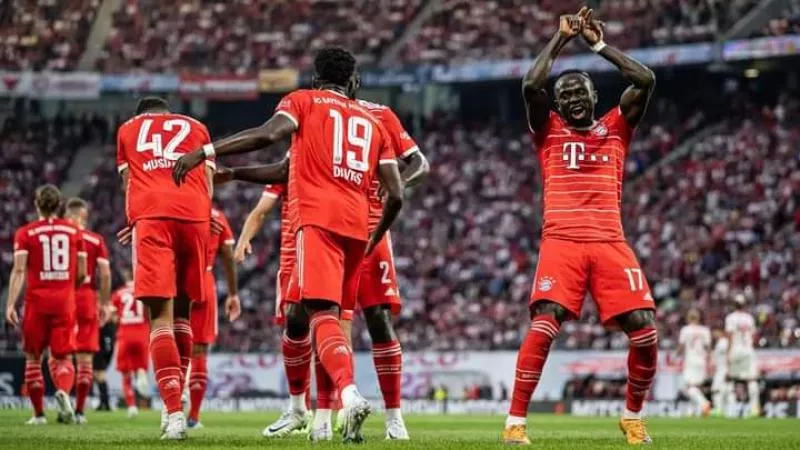 بايرن ميونيخ يفقد 3 لاعبين في مواجهة برشلونة