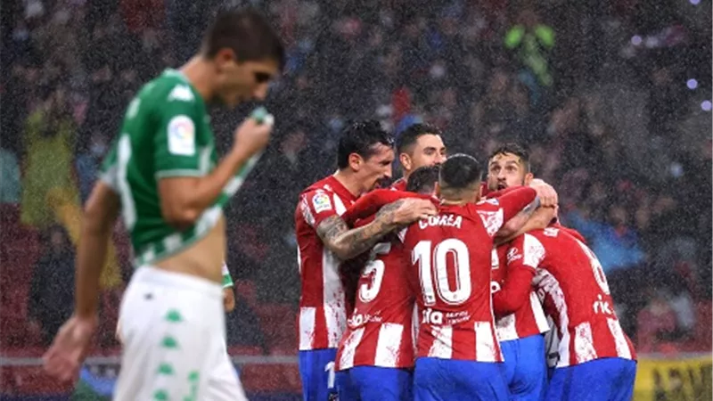 أتلتكو مدريد يستعيد نغمة الإنتصارات بفوز مثير أمام إسباني
