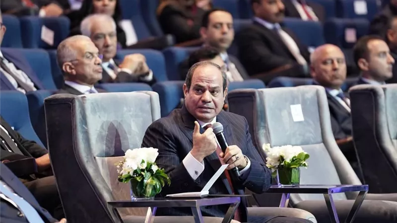 السيسى:لم يكن ممكنا اتمام حقل ظهر للغاز الطبيعى دون ترسيم الحدود البحرية