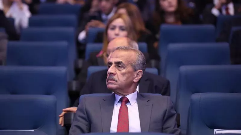 بالصور.. مشاركة واسعة من المفكرين والخبراء المتخصصين بالمؤتمر الاقتصادي