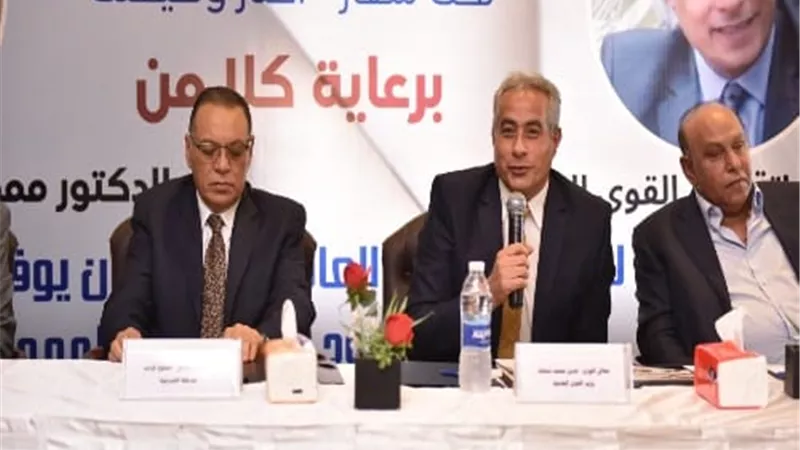 شحاتة وغراب يفتتحان ملتقى للتوظيف ويُسلمان ١٢٠ عقد لذوى الهمم