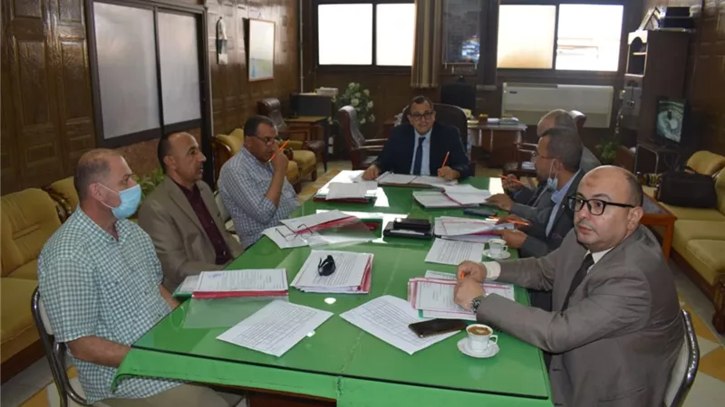 اختيار المتقدمين لوظيفتى مديرى الإدارة الصحية بالعريش والشيخ زويد