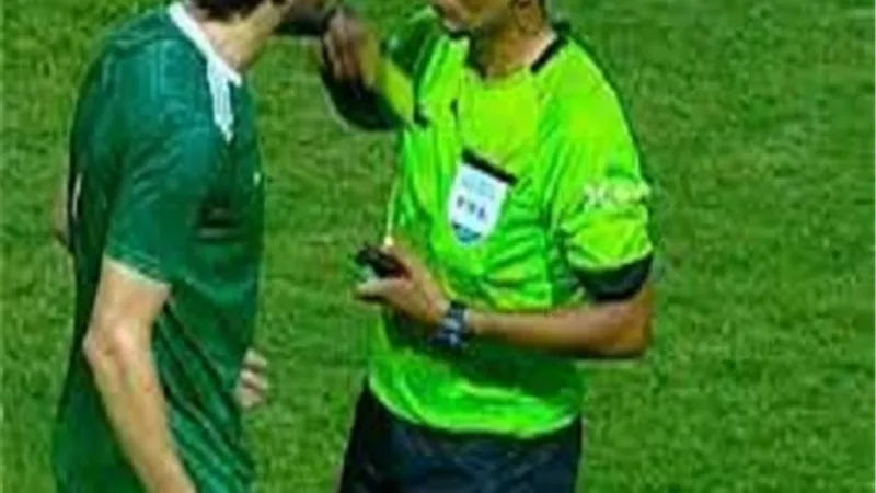 رئيس الاتحاد: الحكم تسرع فى اشهار البطاقة الحمراء لـ محمود علاء