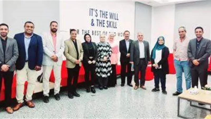وفد وحدة السكان بالأقصر يزور كريتيفا للإتصالات بجامعة جنوب الوادى