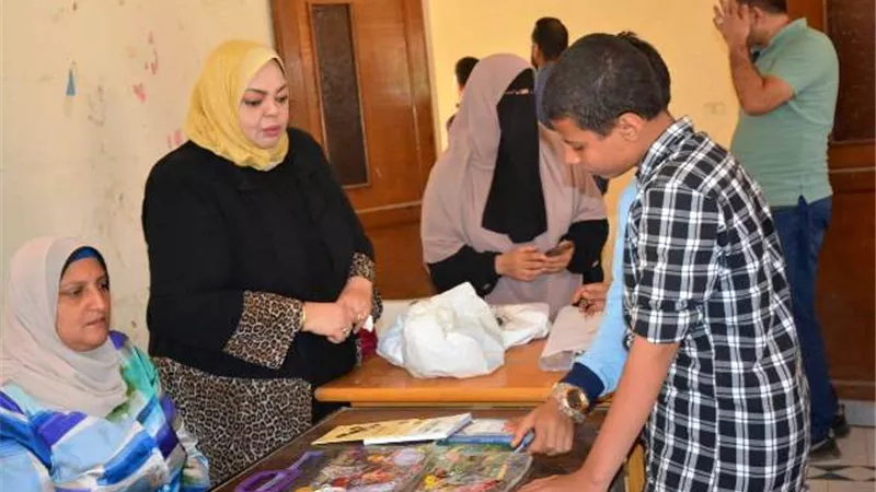 محافظ المنىا: مشروع المكتبات المتنقلة يثرى الحركة الثقافية
