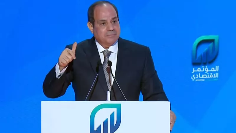الرئيس السيسي: الموانئ والمطارات يتم طرحها أمام القطاع الخاص للتشغيل فقط