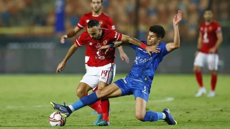 الأهلى يفجر مفاجأة بشأن إعتراضه على قميص الزمالك فى السوبر