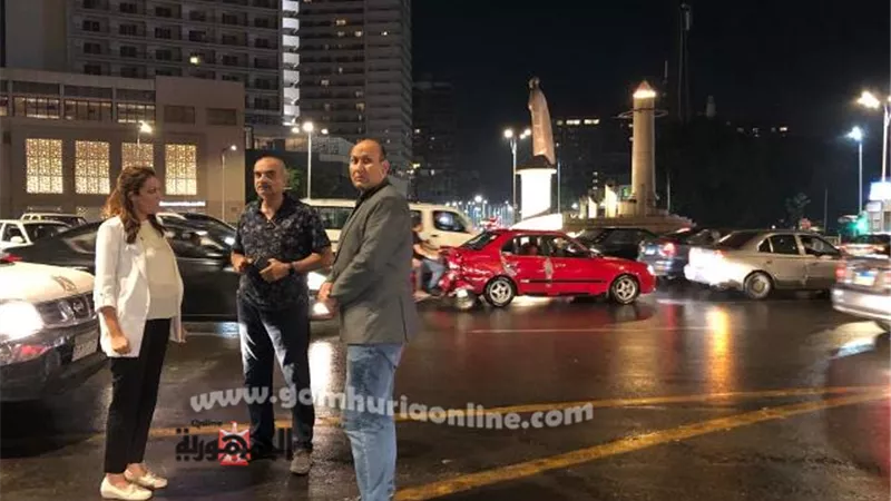 نائب محافظ الجيزة ورئيس حي الدقي يتابعان شفط مياه الامطار.. صور