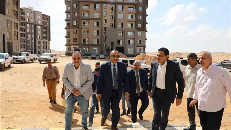 نائب محافظ المنيا يتفقد مشروع مدينة ملوي الجديدة
