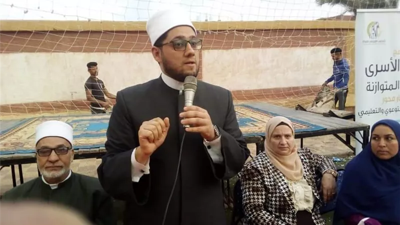 المجلس القومي للمرأة بالمنيا ينظم ندوات توعوية عن الفحص الذاتي للثدي