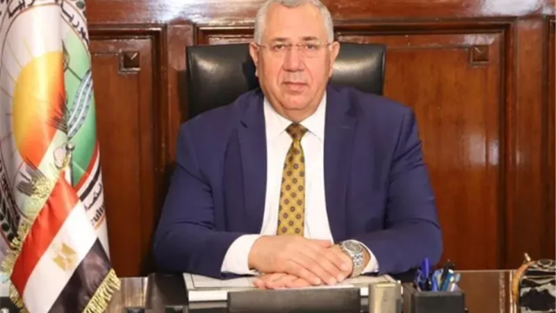 وزير الزراعة: توفير معدات الميكنة الحديثة بأسعار مخفضة للمزارعين