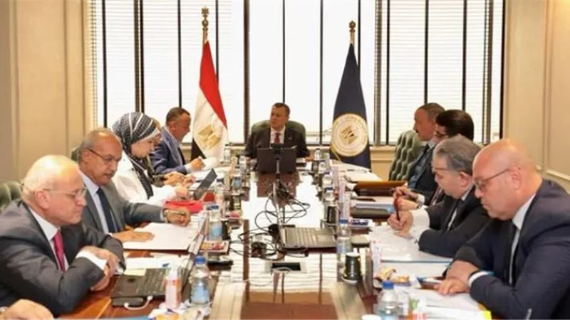 وزير السياحة يؤكد أهمية المؤتمر الاقتصادي ورسائله الهامة