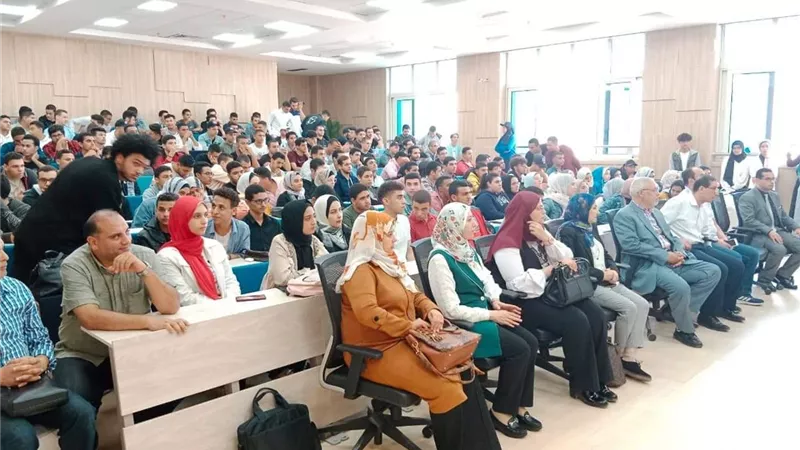 جامعة الزقازيق الأهلية تنظم ندوتها التثقيفية الأولى